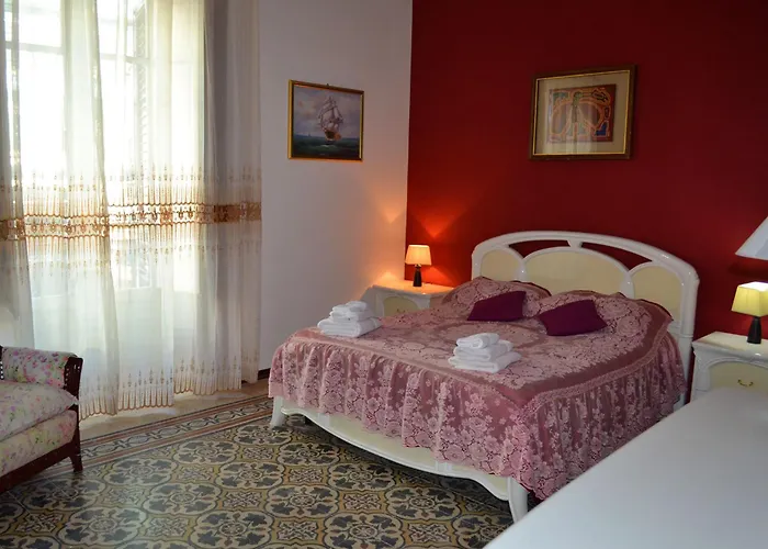 B&B Salinas